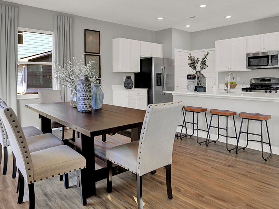 2nd image of 4405 Nokes Pl