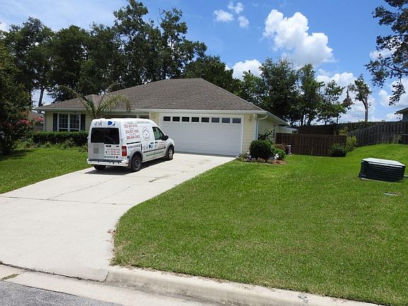 3rd image of 927 NW 254th Dr