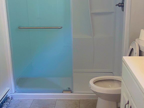 5th image of 160 Garden St #1