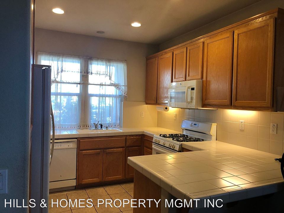 2nd image of 2708 Barndance Ln