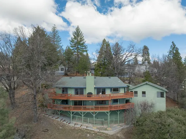 880 E West Dr, Murphys, CA 95247