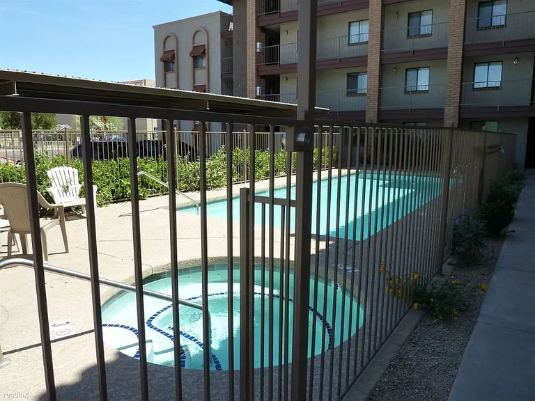 17 E Ruth Ave #302 — Photo 5