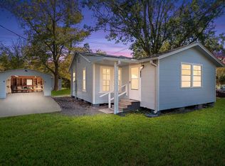 105 Maplewood St, Dayton, TX 77535