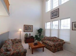 1251 Berkshire Ln, Grayslake, IL