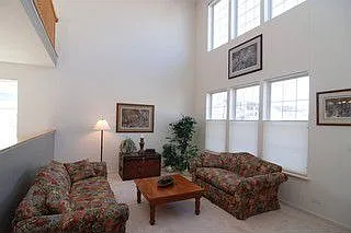 1251 Berkshire Ln photo 1