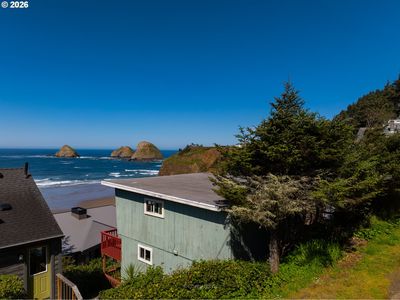 1582 Sunset Ave, Oceanside, OR, 97134