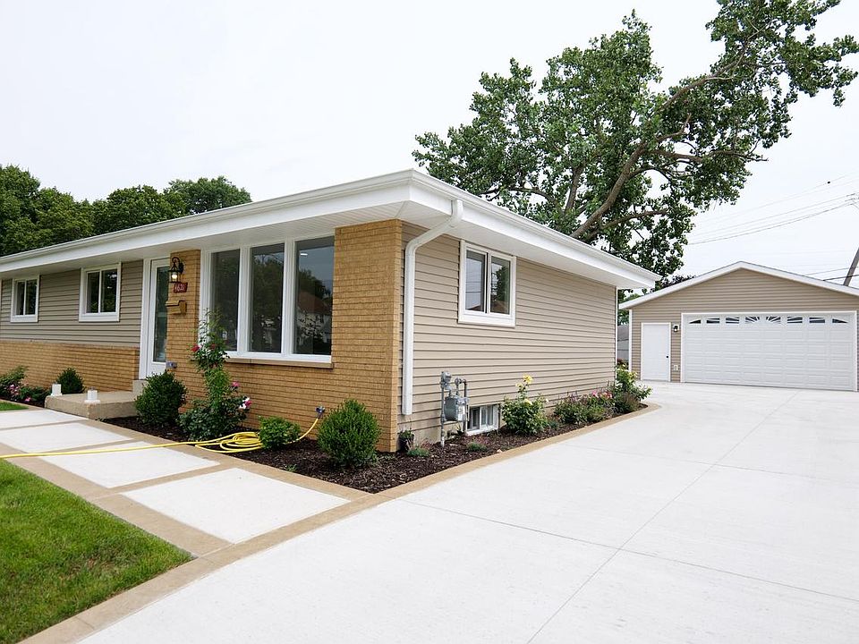1st image of 4621 39th AVENUE