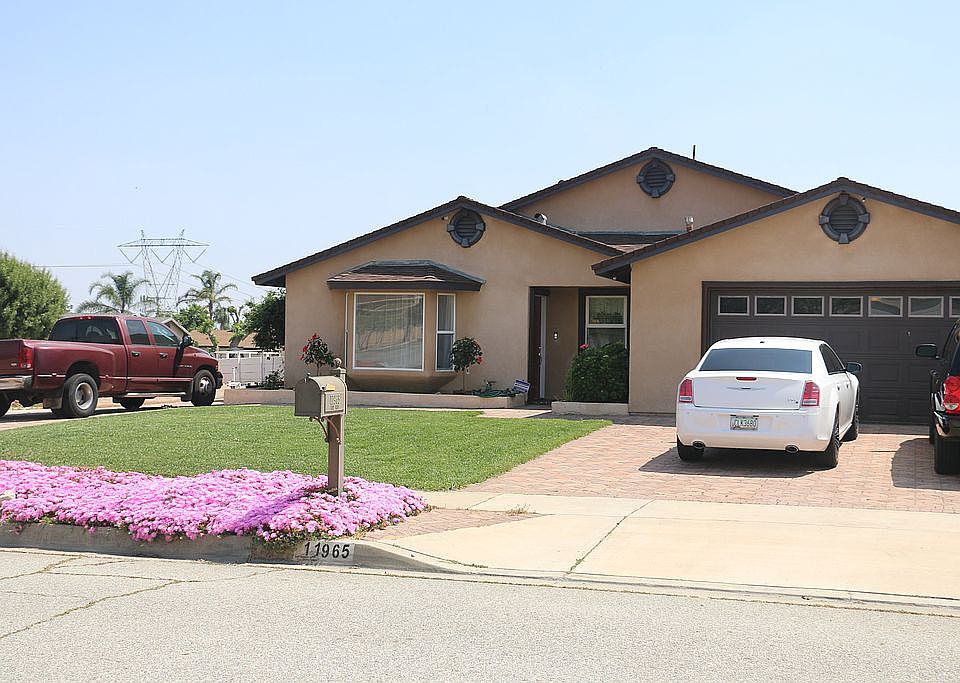 Front of house in the spring