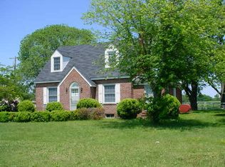 17577 Kings Hwy, Montross, VA 22520