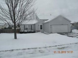 1018 Mallard Ln, Genoa City, WI 53128