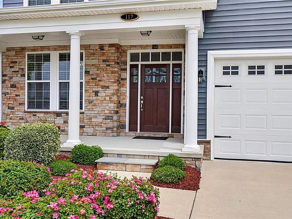 2nd image of 117 Moorland Way