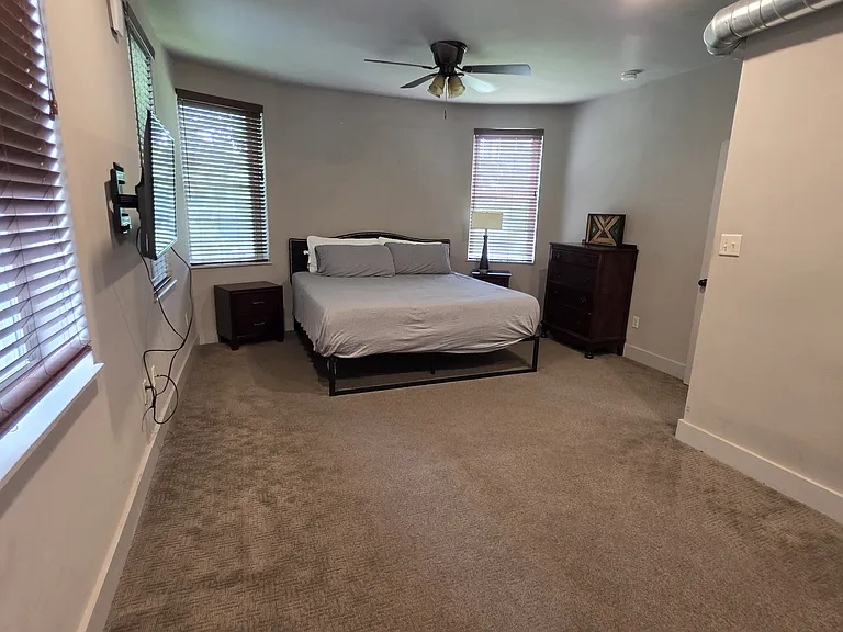 342 Forest Ave #C6 — Photo 17