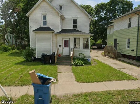 464 Capital Ave NE, Battle Creek, MI 49017