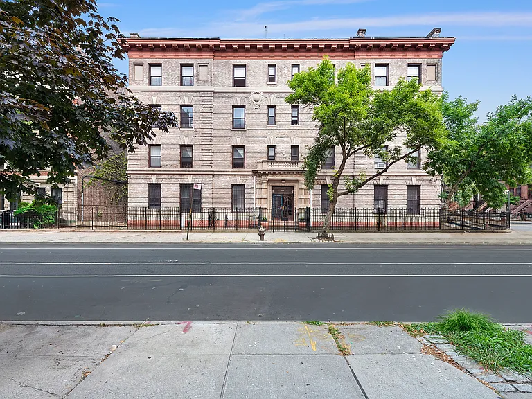 357 Sterling Pl #C1 — Photo 1