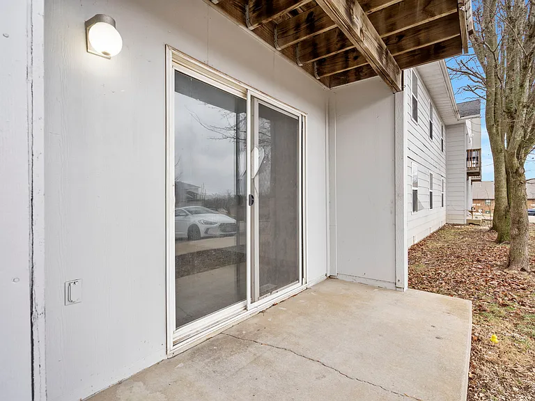 1211 N Viola St — Photo 16