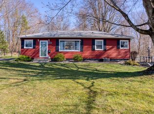 24 Kent St, Phoenix, NY 13135