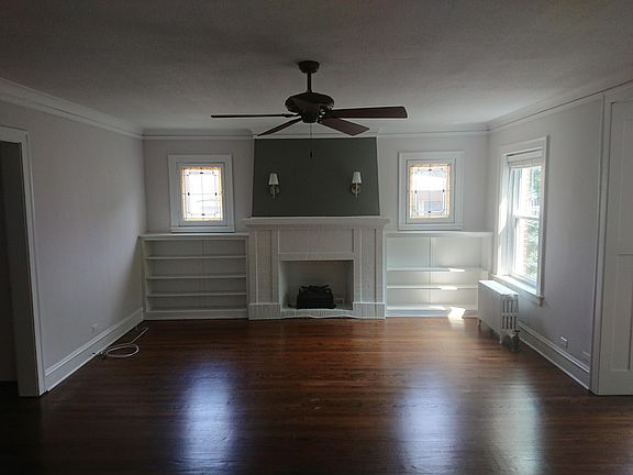 5th image of 2216 W Morse Ave APT 2
