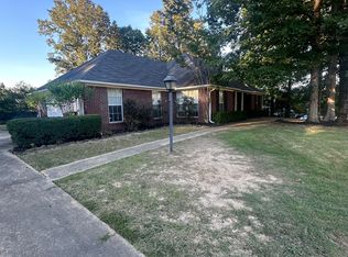 306 Tanner Dr, Oxford, MS 38655