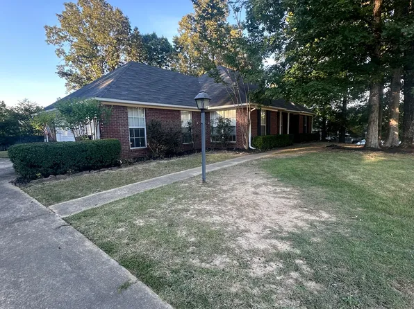 306 Tanner Dr, Oxford, MS 38655