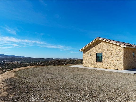 3rd image of 37219 Quarter Valley Rd