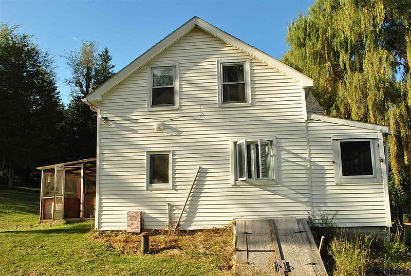 2nd image of 119 TRACY Road