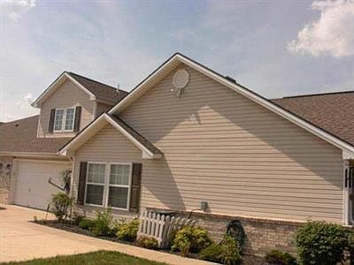 2nd image of 307 Rose Hill Ln