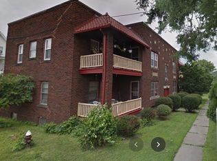1368 Beach Pkwy APT 3, Lakewood, OH 44107