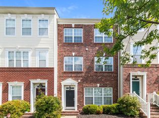 8719 Lenox Pointe Dr, Charlotte, NC 28273