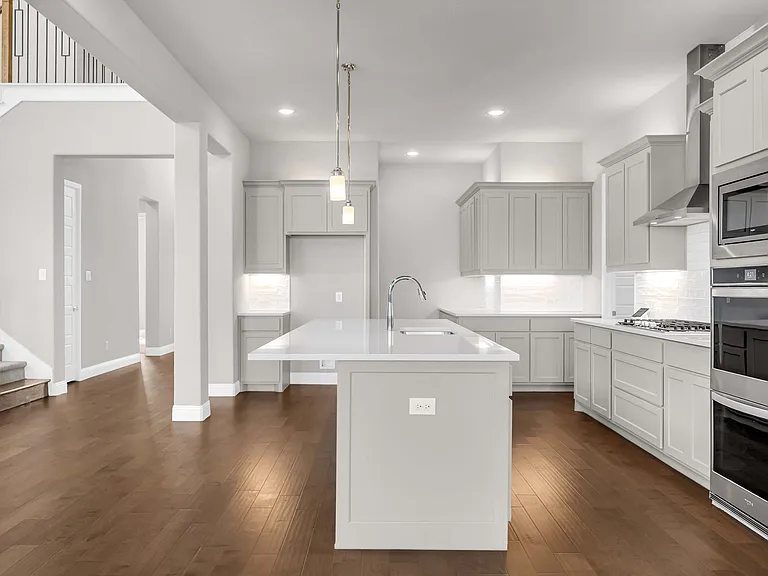 11706 Mikaela Dr — Photo 15