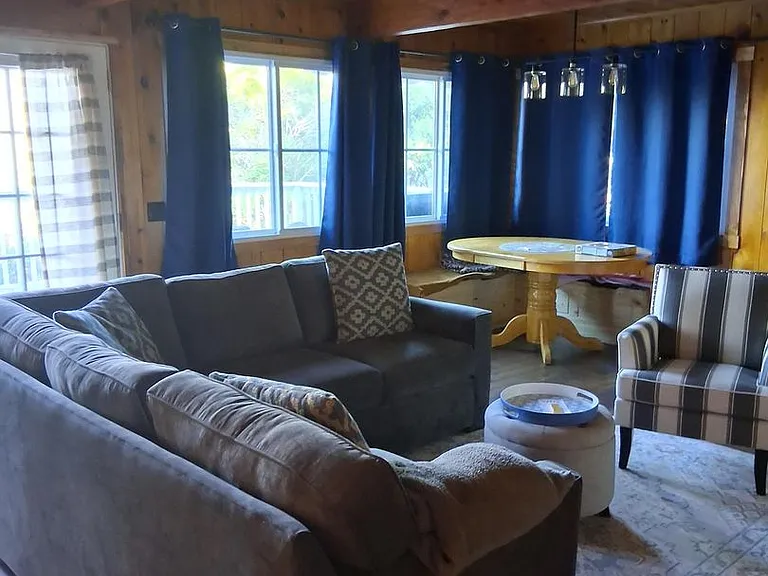 210 Wylerhorn Dr — Photo 1