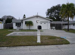 10449 Orange Blossom Ln, Seminole, FL 33772