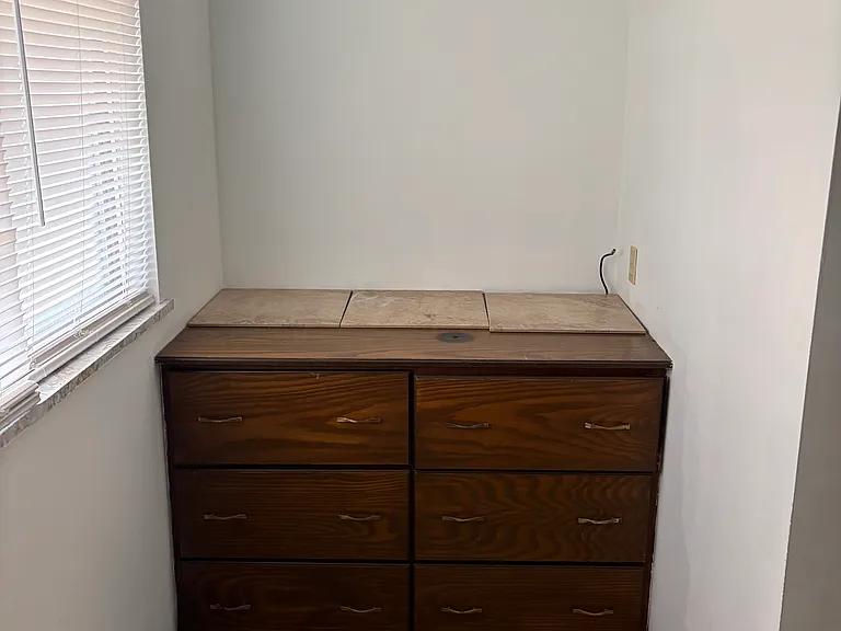 522 N Harding St — Photo 11