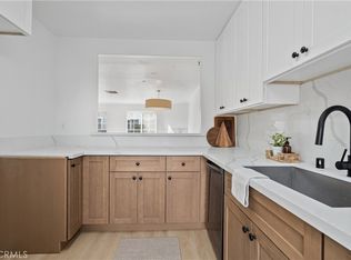 15920 Sherman Way UNIT 8, Los Angeles, CA 91406