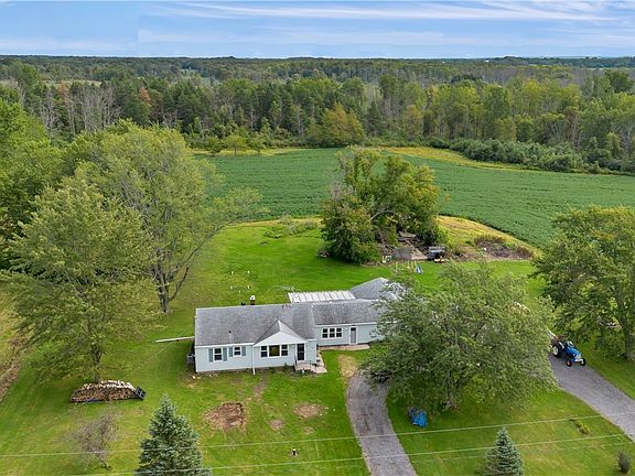 4th image of 9187 Ellinwood Rd