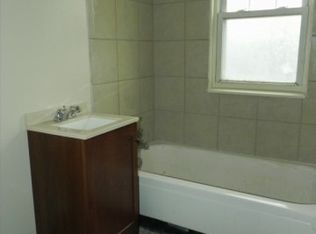 43 S 20th Ave, Maywood, IL 60153