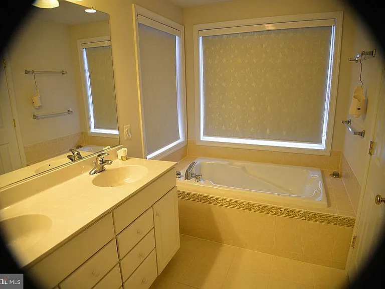 13700 Maple Sugar Ln — Photo 22