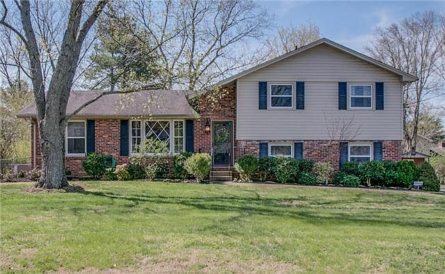 1st image of 7439 Bridle Dr