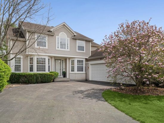 2301 Madiera Ln, Buffalo Grove, IL 60089