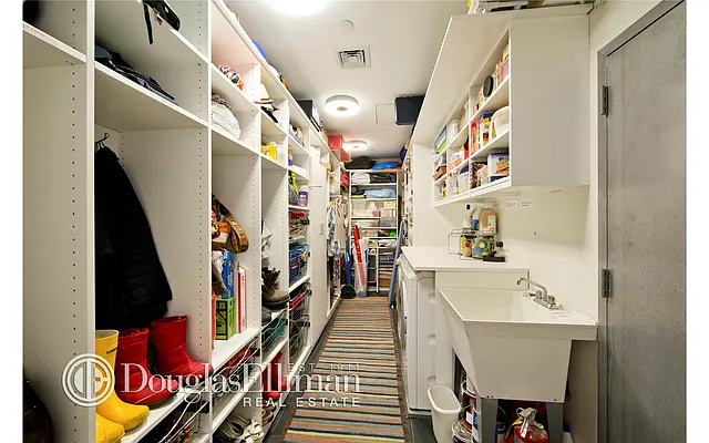 Sold by Douglas Elliman | media 15