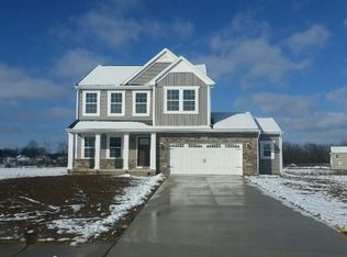 4381 Wood Way Ct, Cedar Springs, MI 49319
