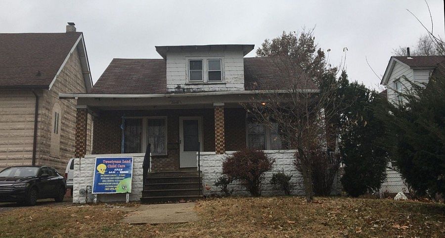1st image of 2640 Market Ave