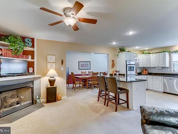4th image of 2437 Donnington Ct