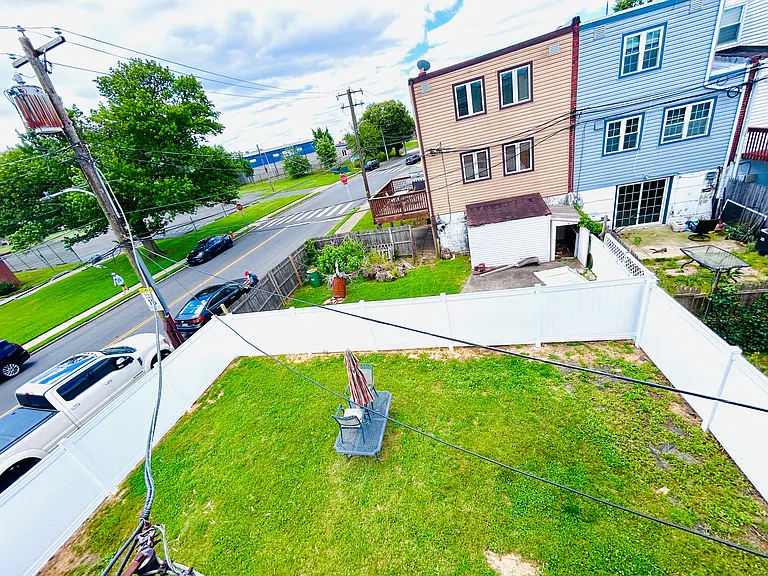 10931 Modena Dr #2 — Photo 45