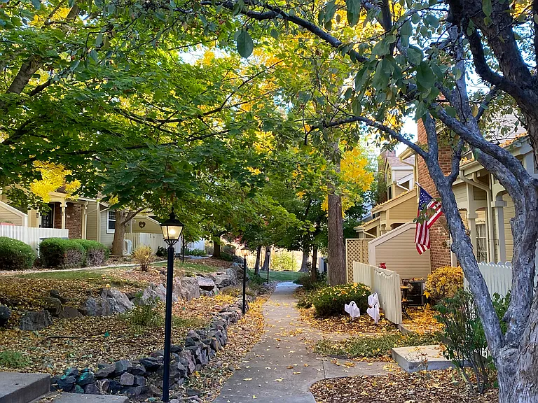 2878 W Long Cir #B — Photo 9