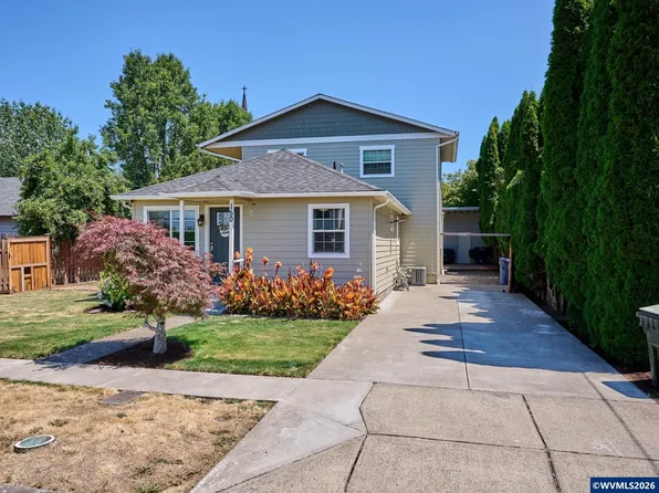 150 S Sheridan St, Mount Angel, OR 97362