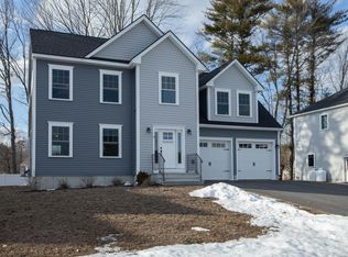 9 Lombard Ln, Saco, ME 04072