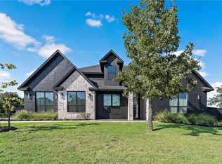 2030 Pebble Bend Dr, College Station, TX 77845