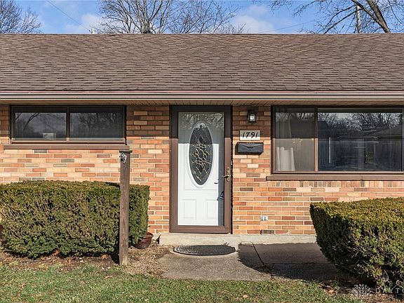 4th image of 1791 Utica Dr