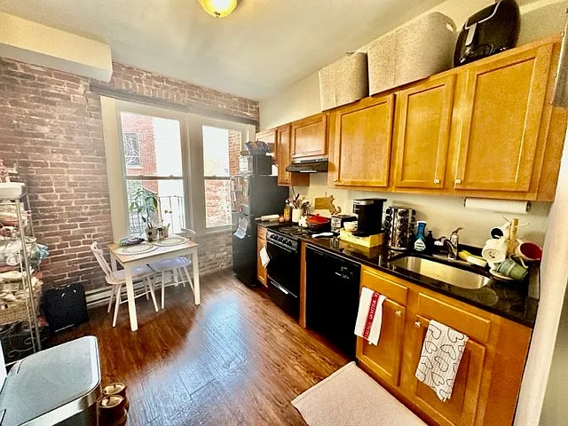 115 Salem St #12 — Photo 4