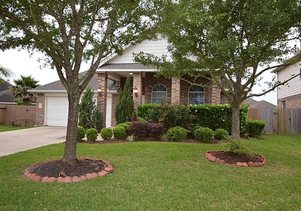1st image of 26611 Wild Orchard Ln